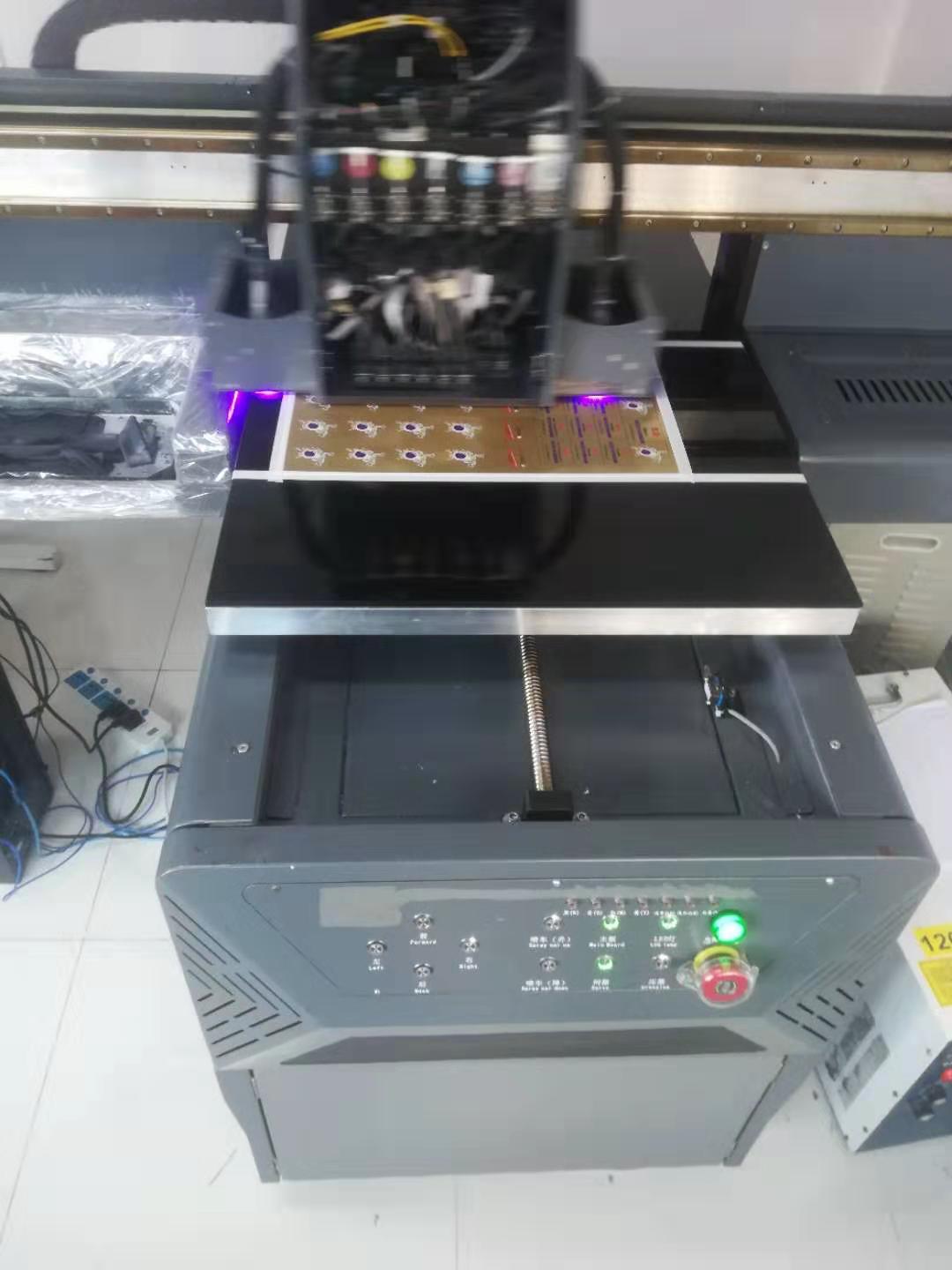 UV印刷機“麻瓜”最有可能遇（yù）到這三個問題！